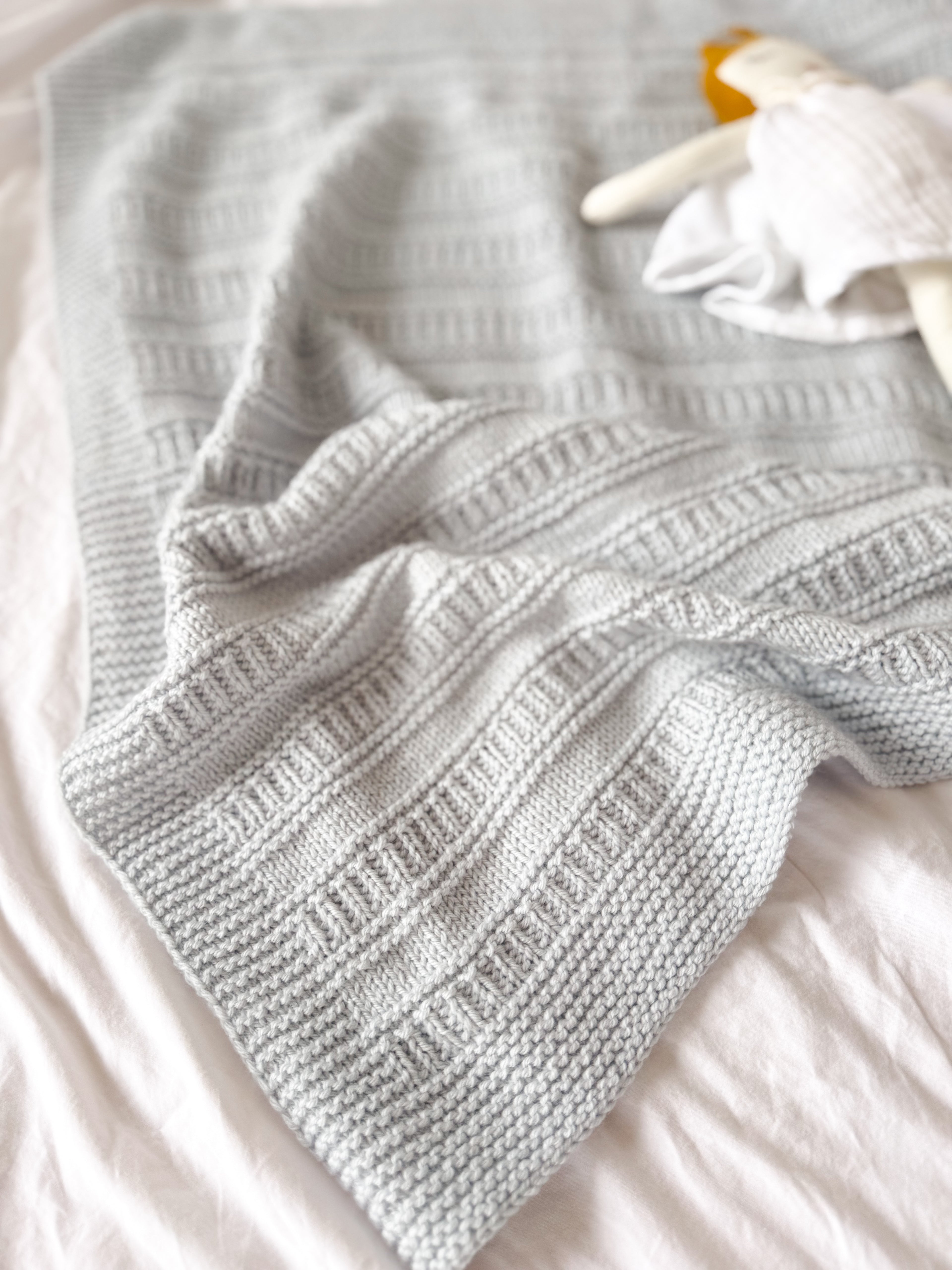 LINNEA BABY BLANKET