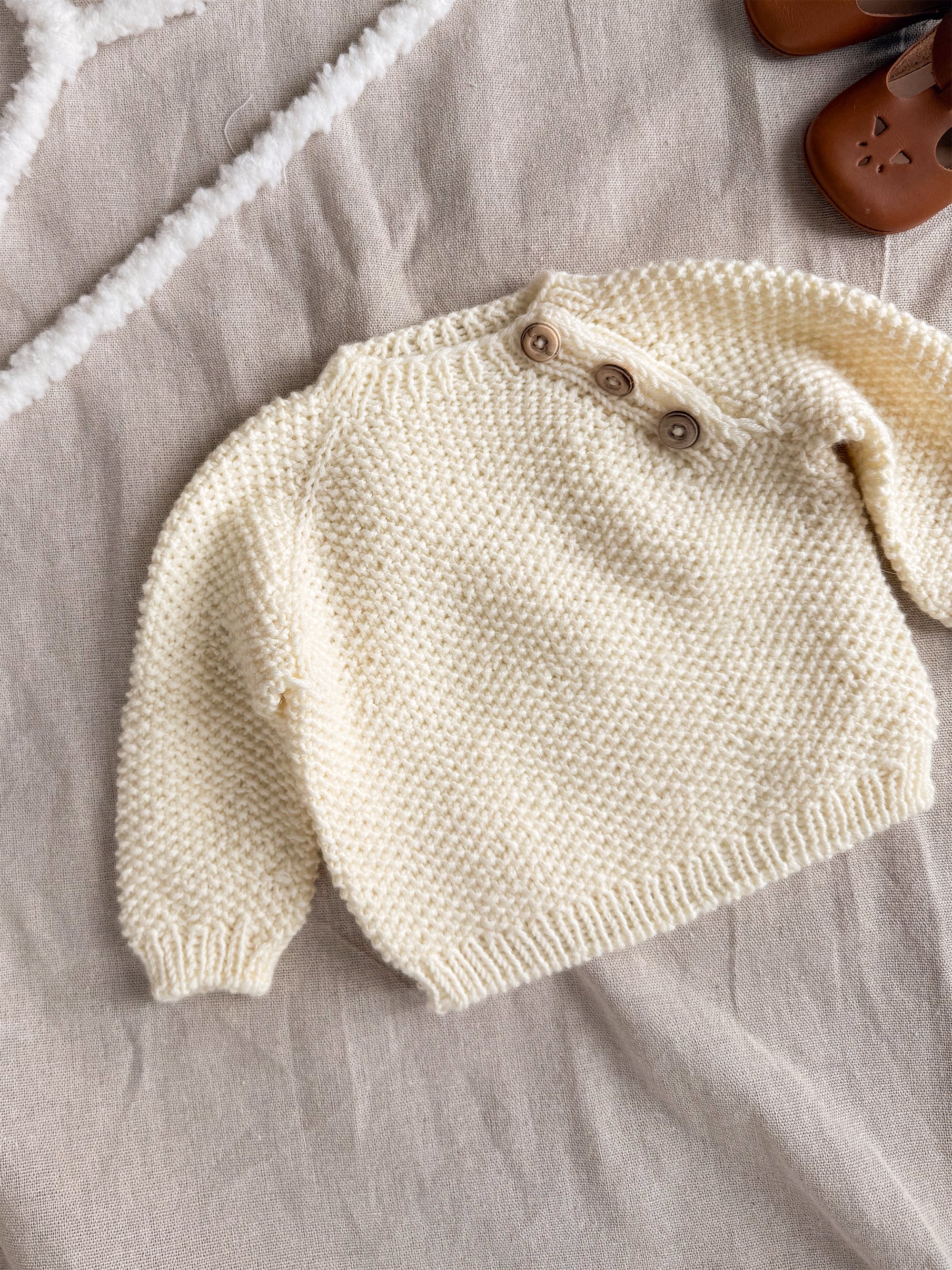 FINN SWEATER